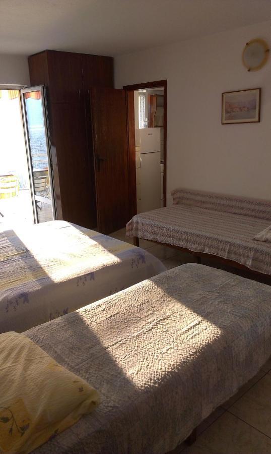 Apartments Olga Tivat Bagian luar foto